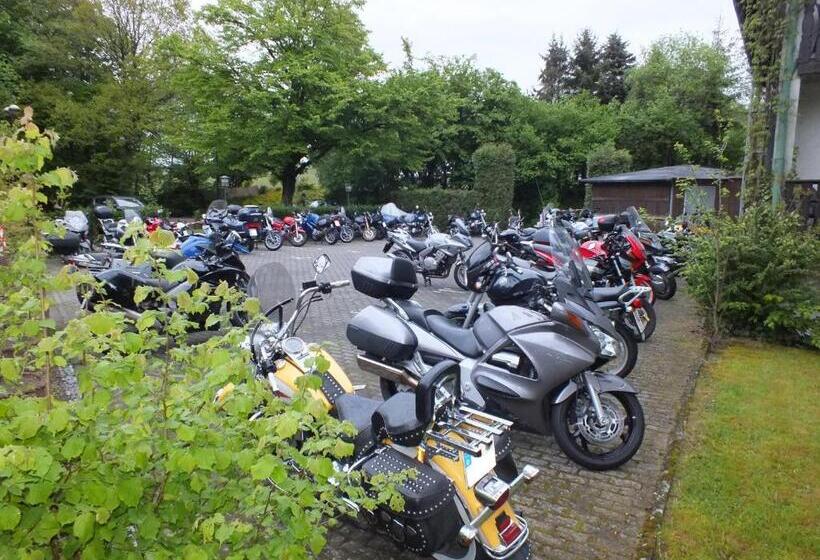 호텔 Bierenbacher Hof