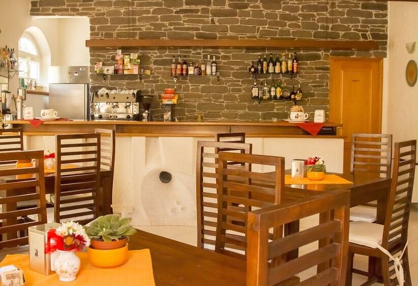 فندق Villa Cedrino