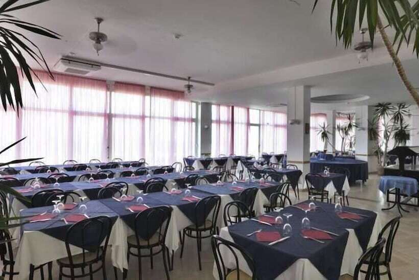 Отель Continental