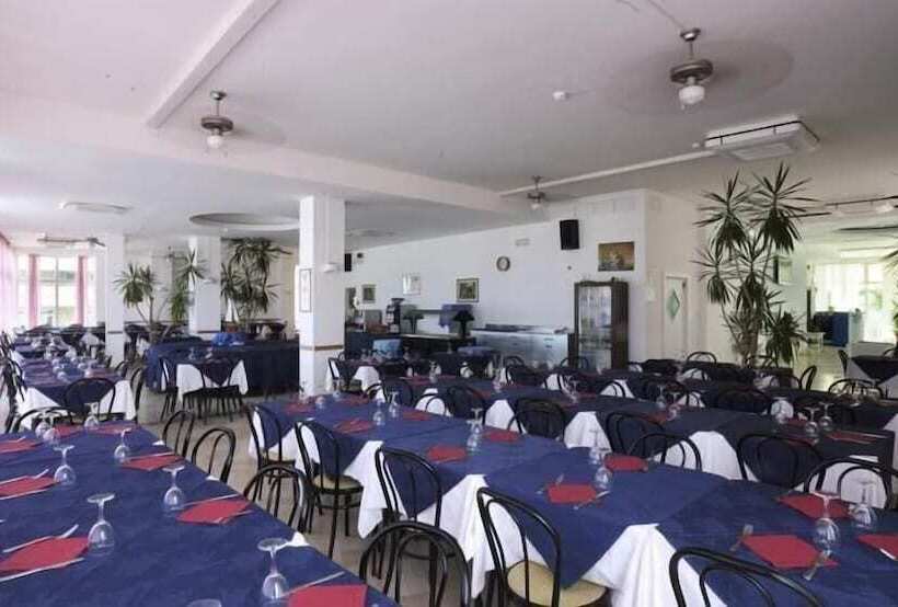 Отель Continental