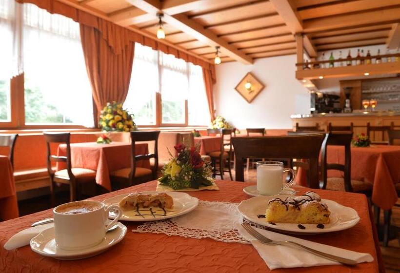 בית מלון כפרי Dalla Serra