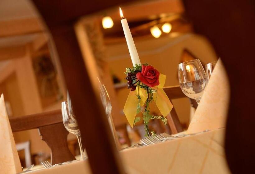 בית מלון כפרי Dalla Serra