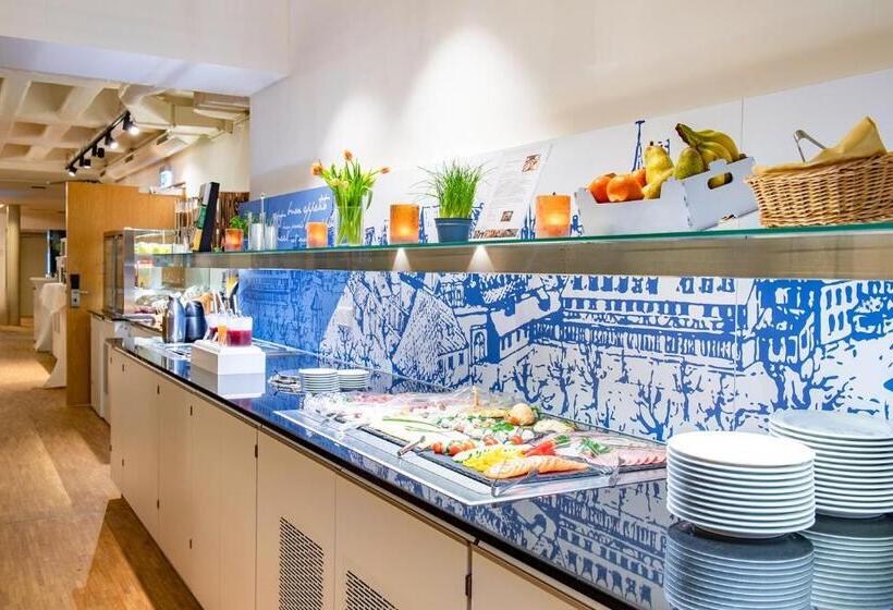 فندق Der Akademie Caritas Pirckheimer Haus