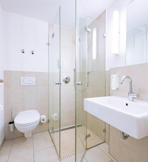 فندق Der Akademie Caritas Pirckheimer Haus