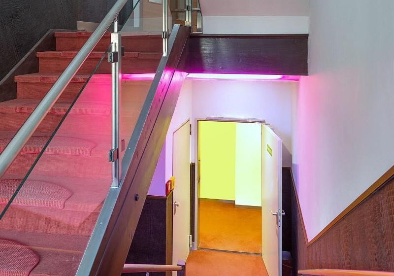 هتل Deutsche Eiche