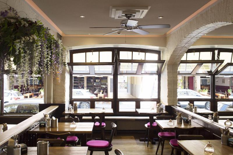 هتل Deutsche Eiche