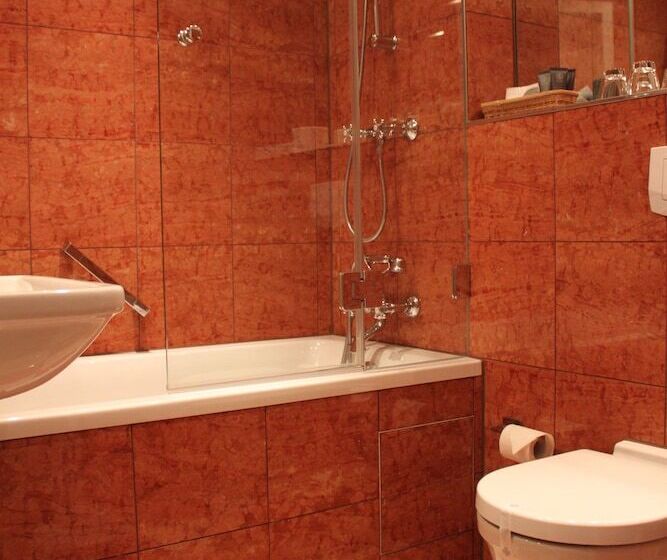 Отель Deutscher Kaiser