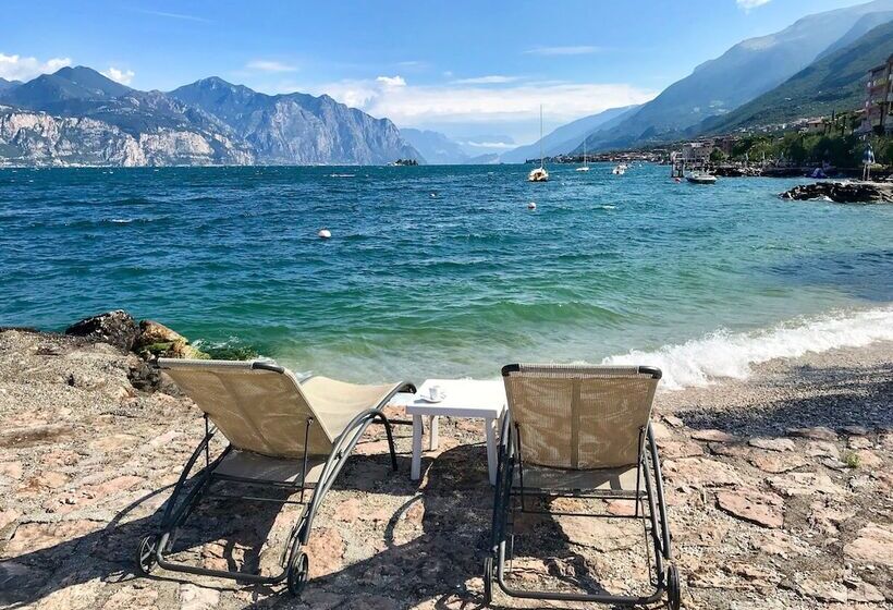 ホテル Du Lac   Relax Attitude