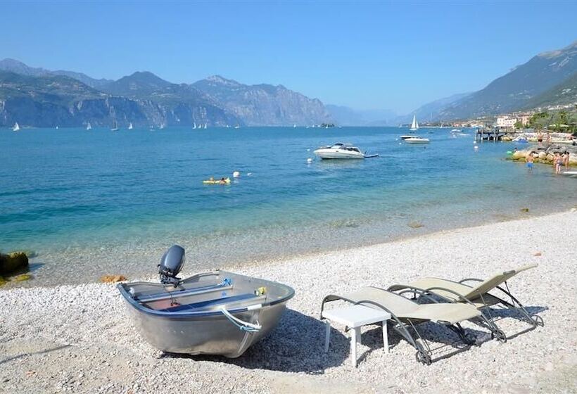 ホテル Du Lac   Relax Attitude