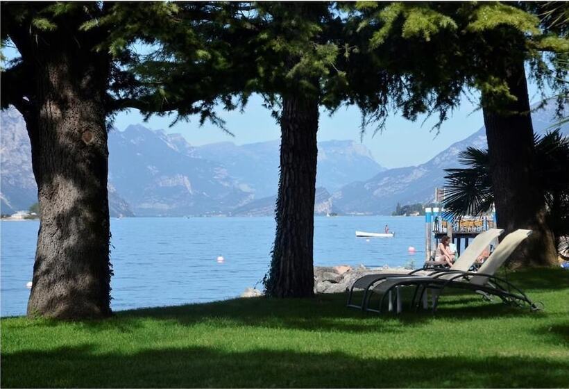 ホテル Du Lac   Relax Attitude