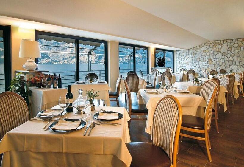 ホテル Du Lac   Relax Attitude