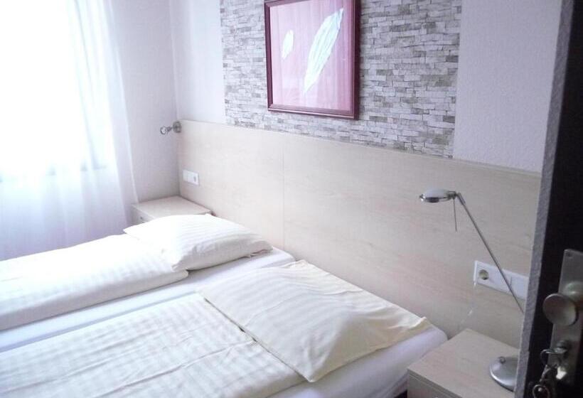 בית מלון כפרי Erlenstegen