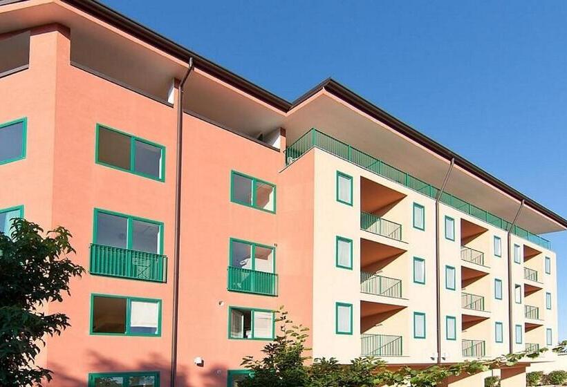 בית מלון כפרי Fiera Milano