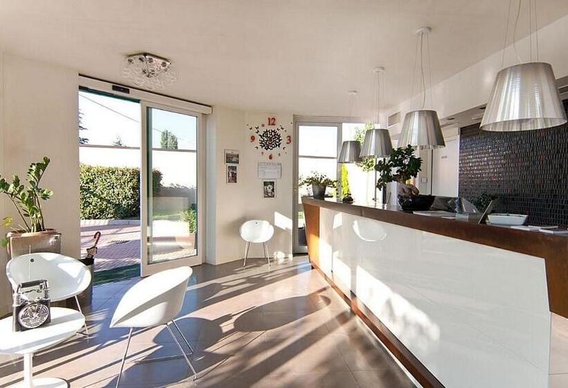 בית מלון כפרי Fiera Milano