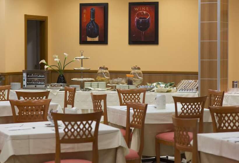 فندق Futura Centro Congressi