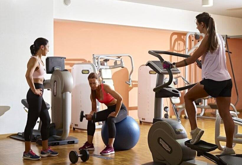 Отель Garda Sporting Club