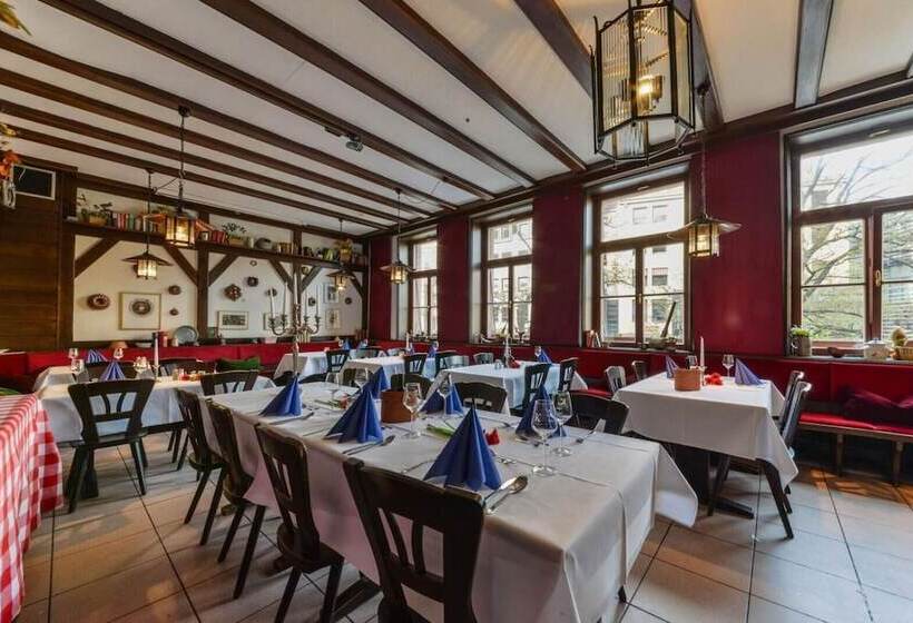 Отель Gasthaus Pillhofer