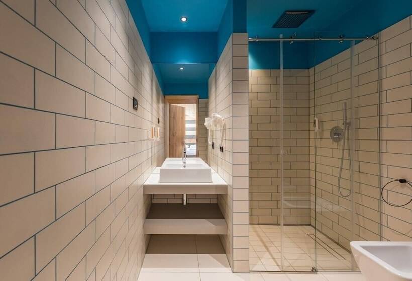 Good Life Hotel Garden