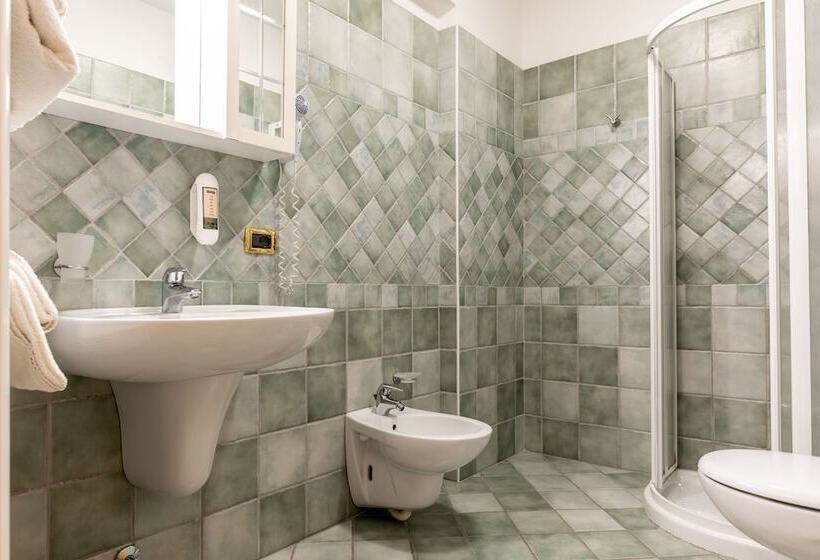 Good Life Hotel Garden