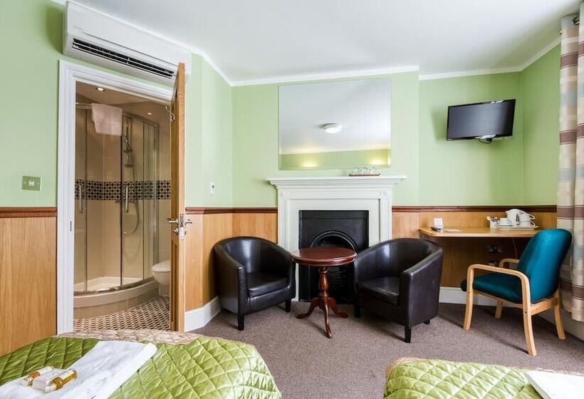 Отель Gower House