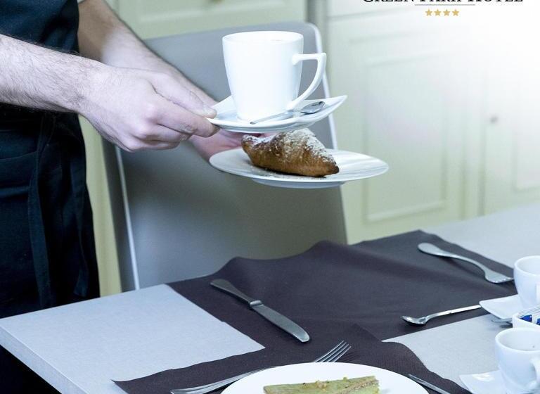 ホテル Green Park