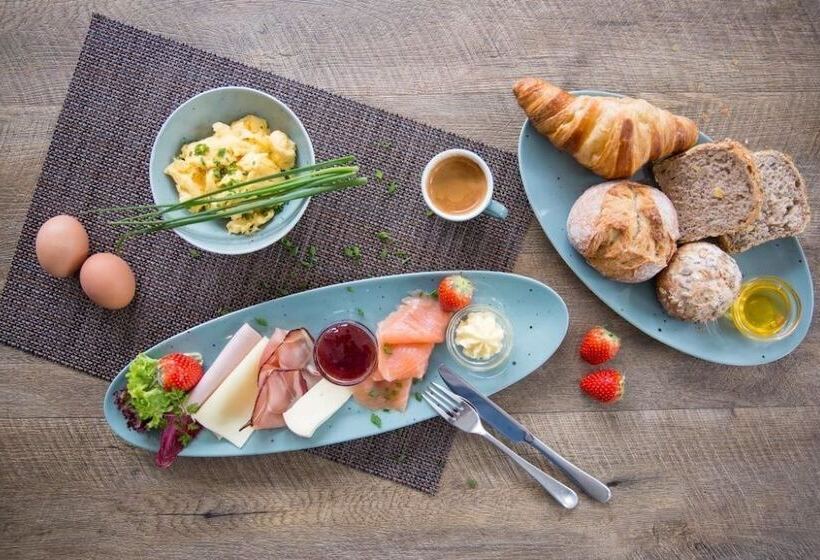 Отель Heiner S Park