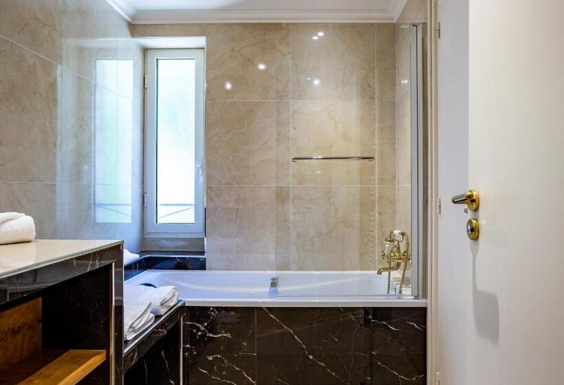 Отель Restaurant Le Centenaire