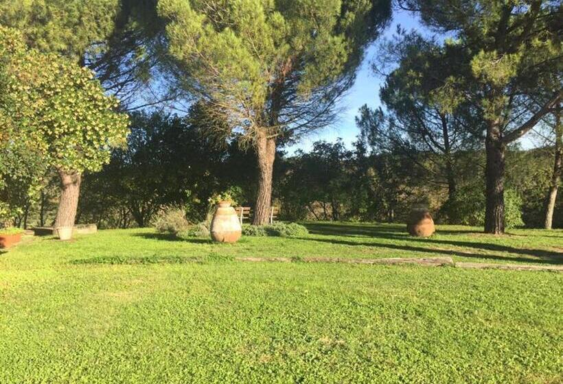 Отель Albergo Il Colombaio