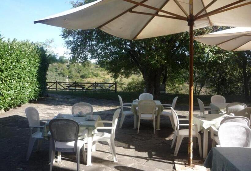 Отель Albergo Il Colombaio