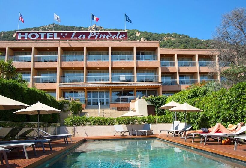 ホテル La Pinede
