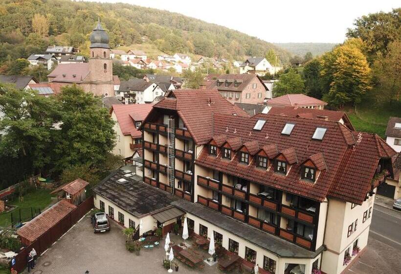 Отель Landgasthof Zur Linde