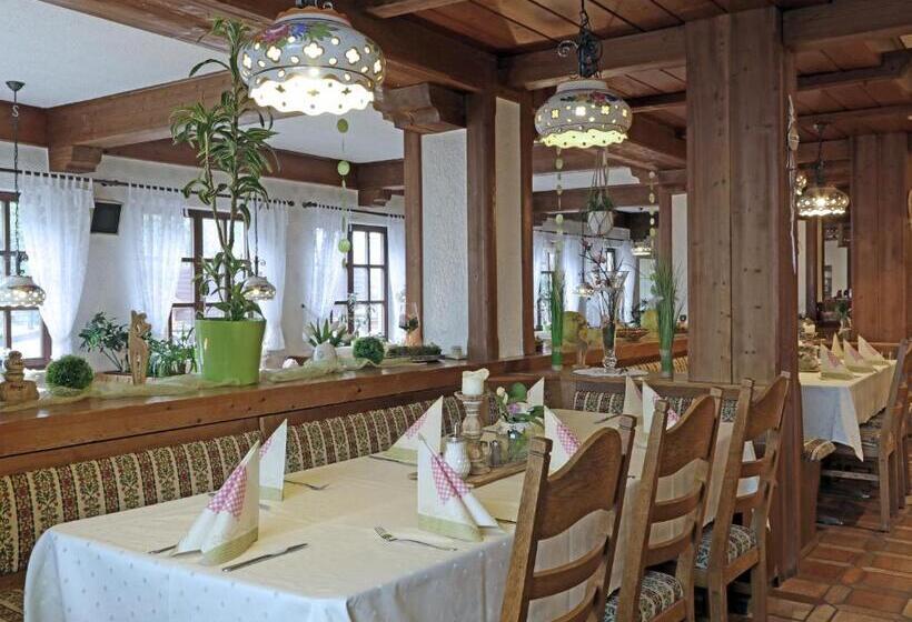 Отель Landgasthof Zur Linde
