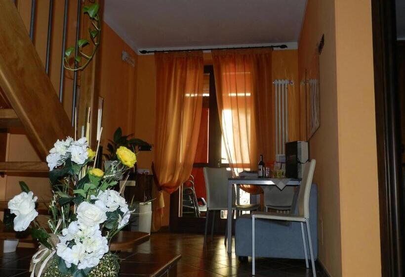 בית מלון כפרי L'angolo Di Rosina