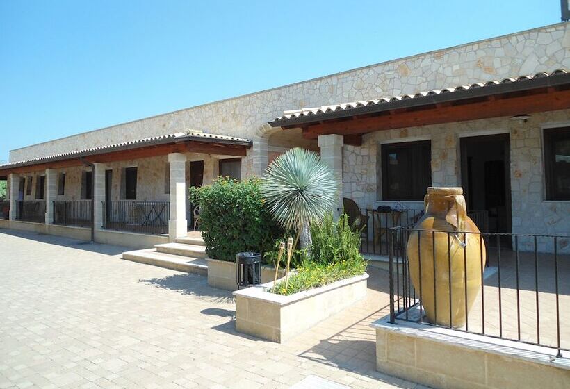 בית מלון כפרי Masseria Le Pajare