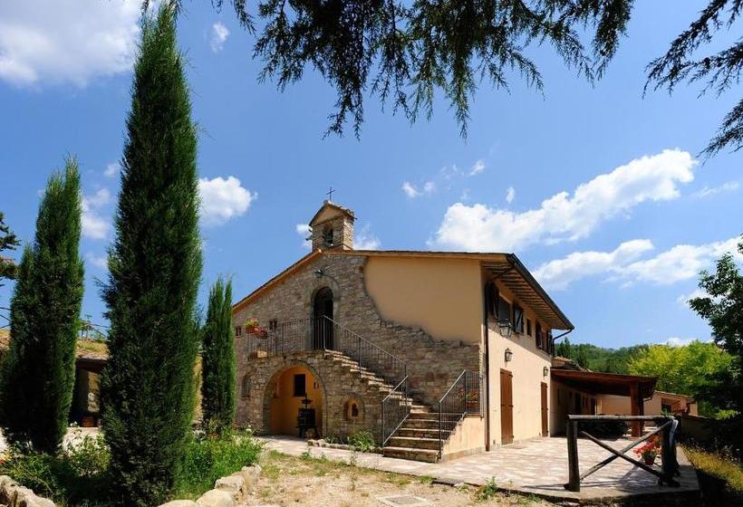 هتل Agriturismo Le Querce Di Assisi