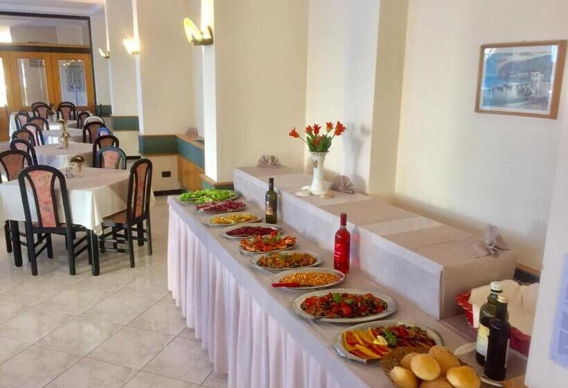 בית מלון כפרי Lido