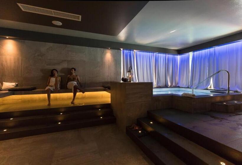 בית מלון כפרי Logonovo