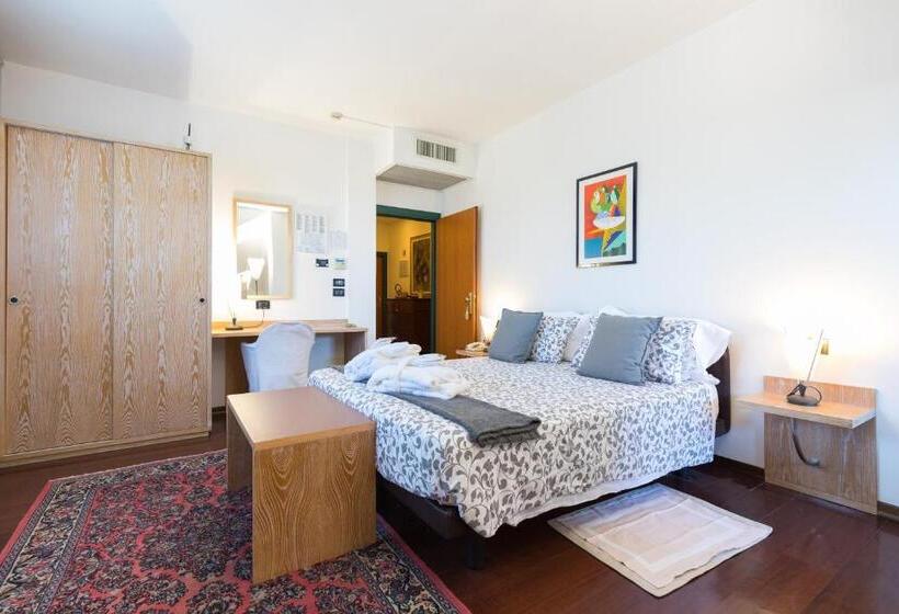 בית מלון כפרי Logonovo