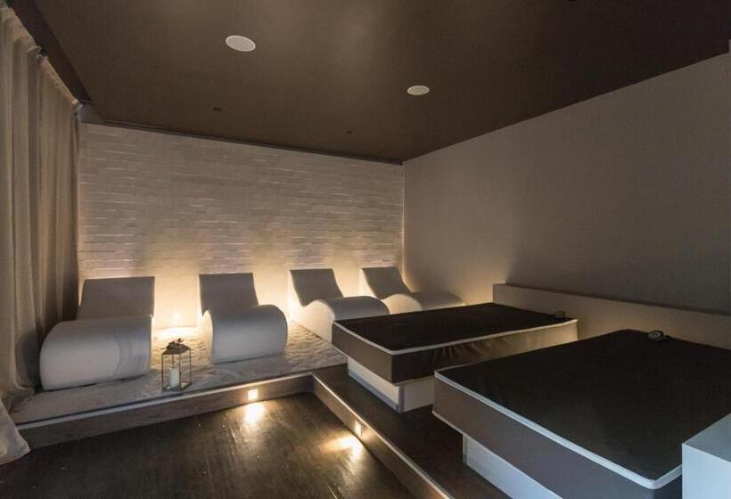 בית מלון כפרי Logonovo