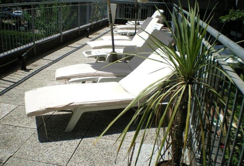 בית מלון כפרי Logonovo