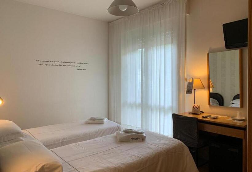 בית מלון כפרי Logonovo