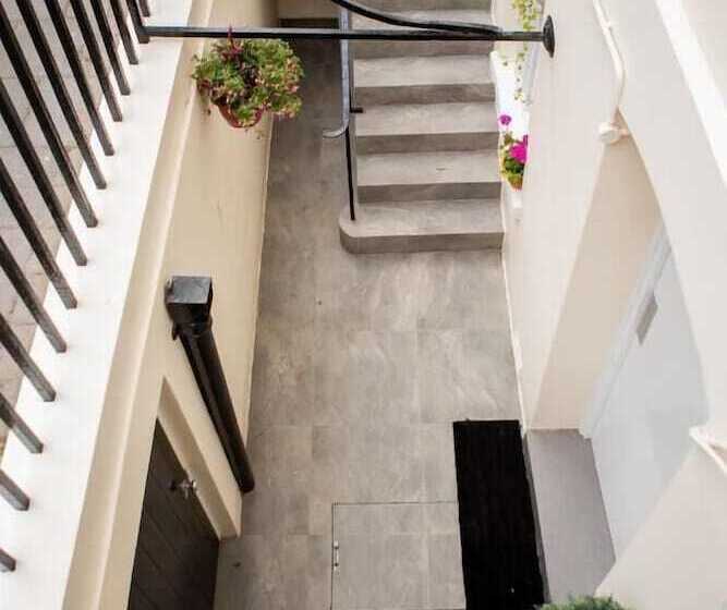 Отель Marylebone Inn