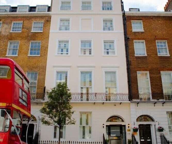 בית מלון כפרי Marylebone Inn