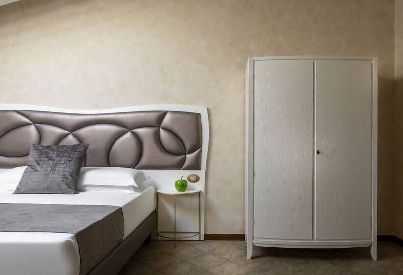 Отель Mayer & Splendid – Wellness E Spa