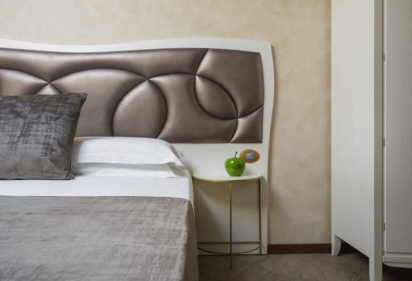 Отель Mayer & Splendid – Wellness E Spa