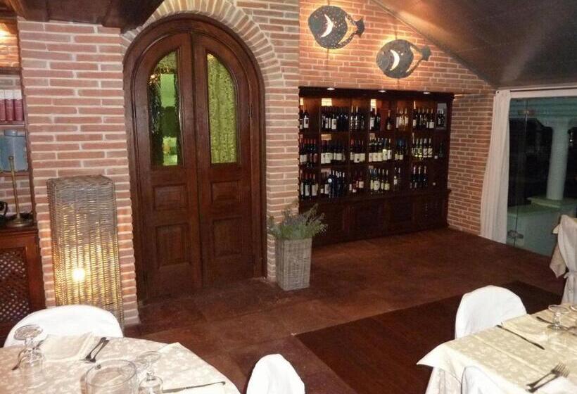 فندق Mediterraneo