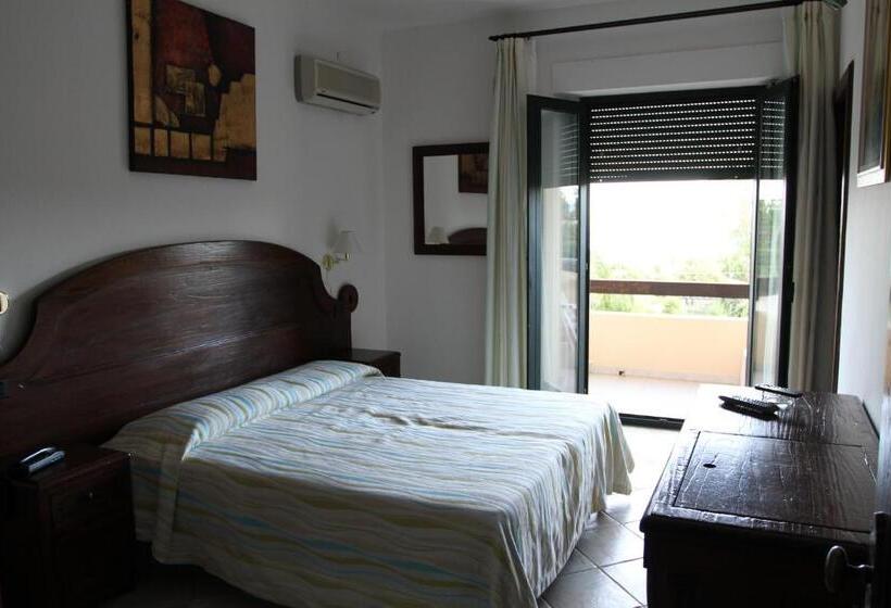 فندق Mediterraneo