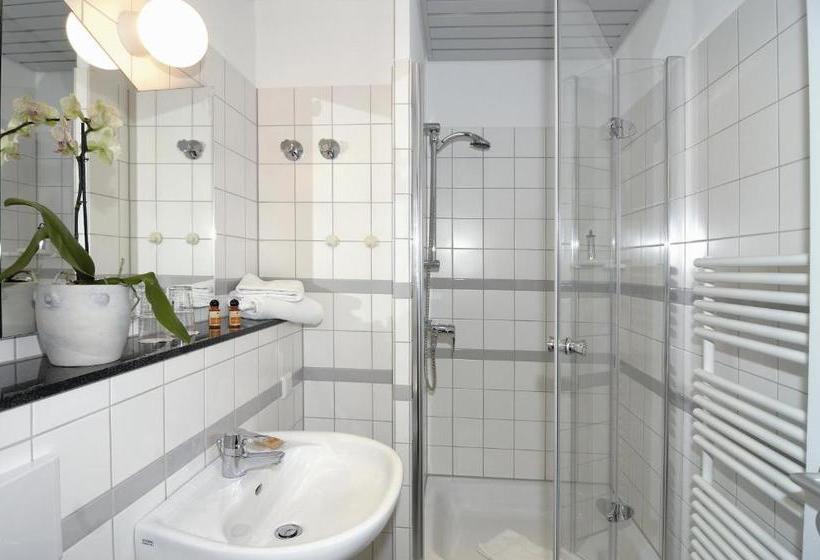 בית מלון כפרי Neuhaus Integrations