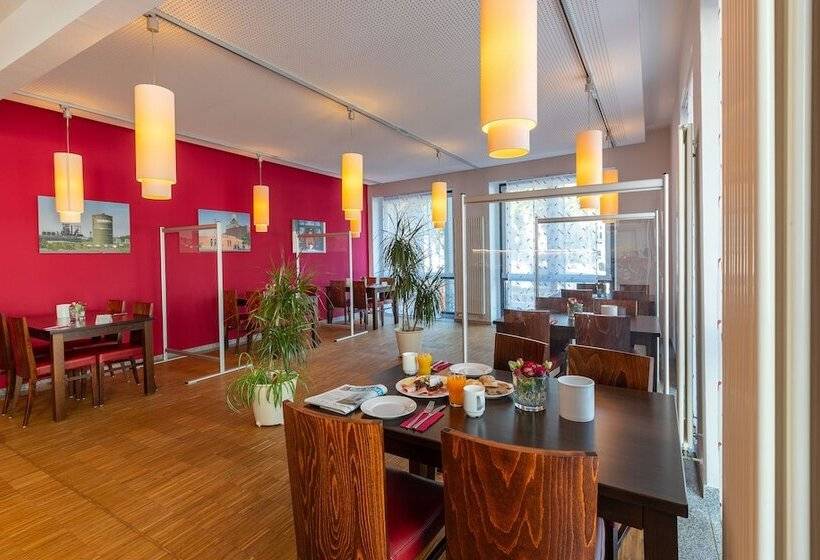 هتل Neuhaus Integrations