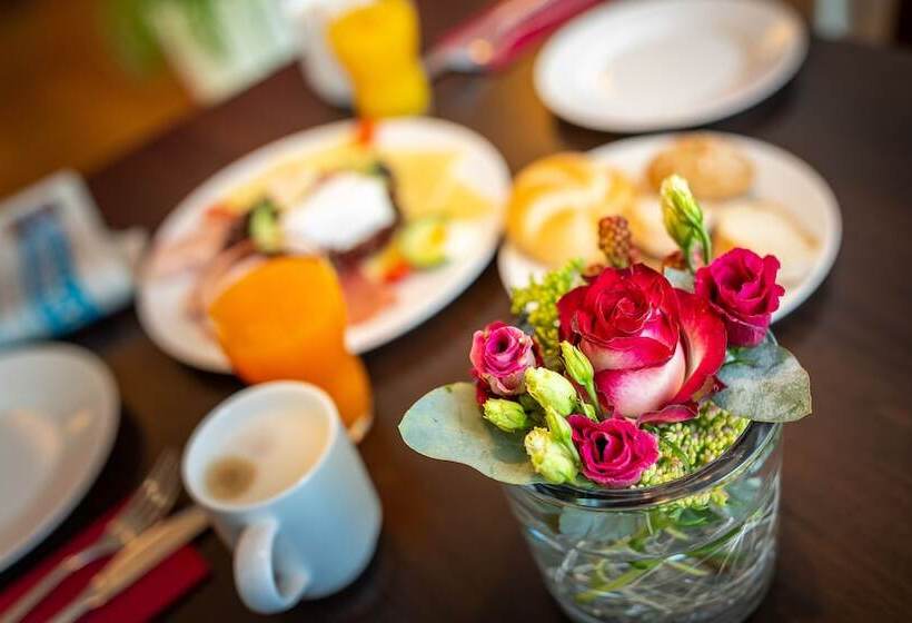 בית מלון כפרי Neuhaus Integrations